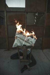 What does the future hold for online news in terms of credibility vs clickbait?